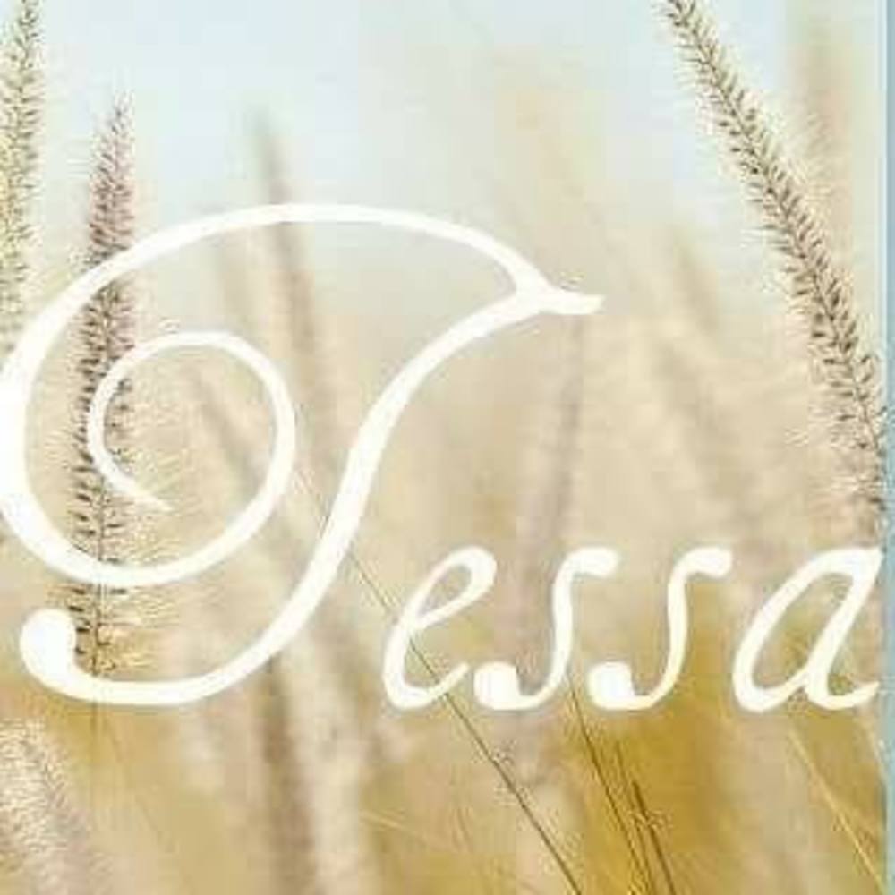 Meet your Posher, Tessa